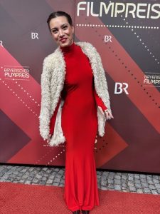 Bayerischer Filmpreis 2024 Viktoria Ngotsé dreht auch 2024 für DIE BERGRETTER